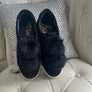 Sam Edelman size 9 M shoes 39 Leya Black velvet faux fur pom slip-on woman’s